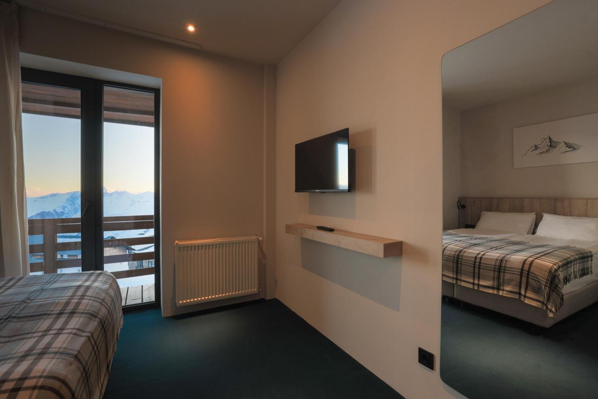 Alpina Hotel Gudauri Zimmer foto
